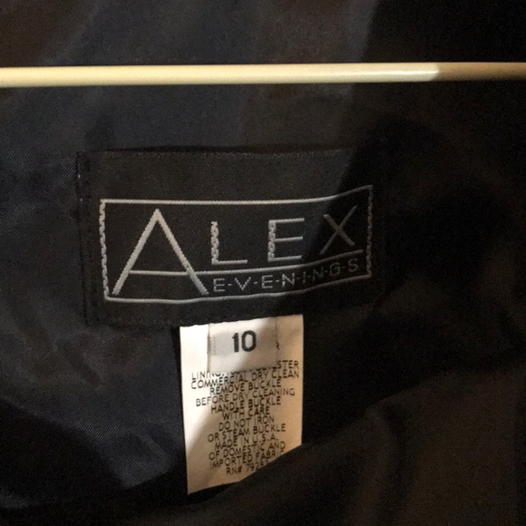 Jackie Kennedy inspired blk cocktail w/pockets - Picture 3 of 3